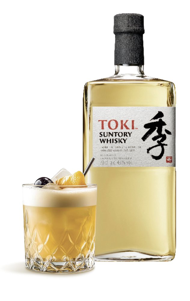 Suntory Toki whisky and a Whisky Sour